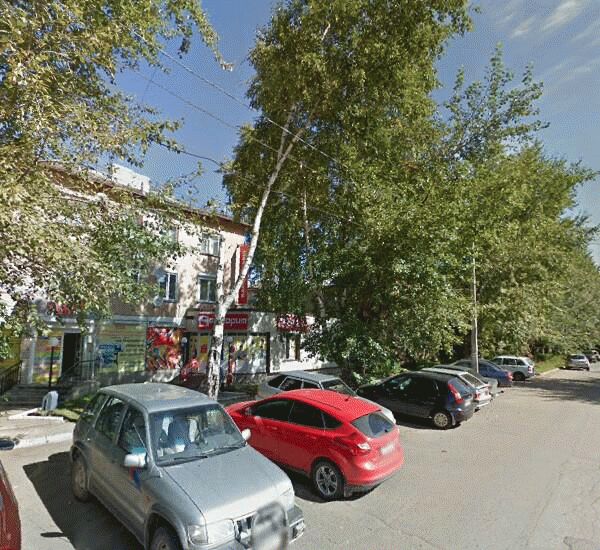 Банкомат Уральского Банка Реконструкции и Развития по адресу ул. 7-я Подлесная,  д. 34а