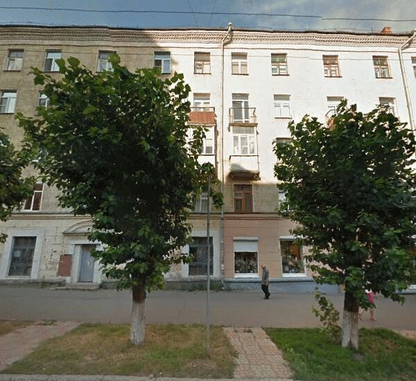 Отделение Сбербанка России по адресу улица Коммунаров 221